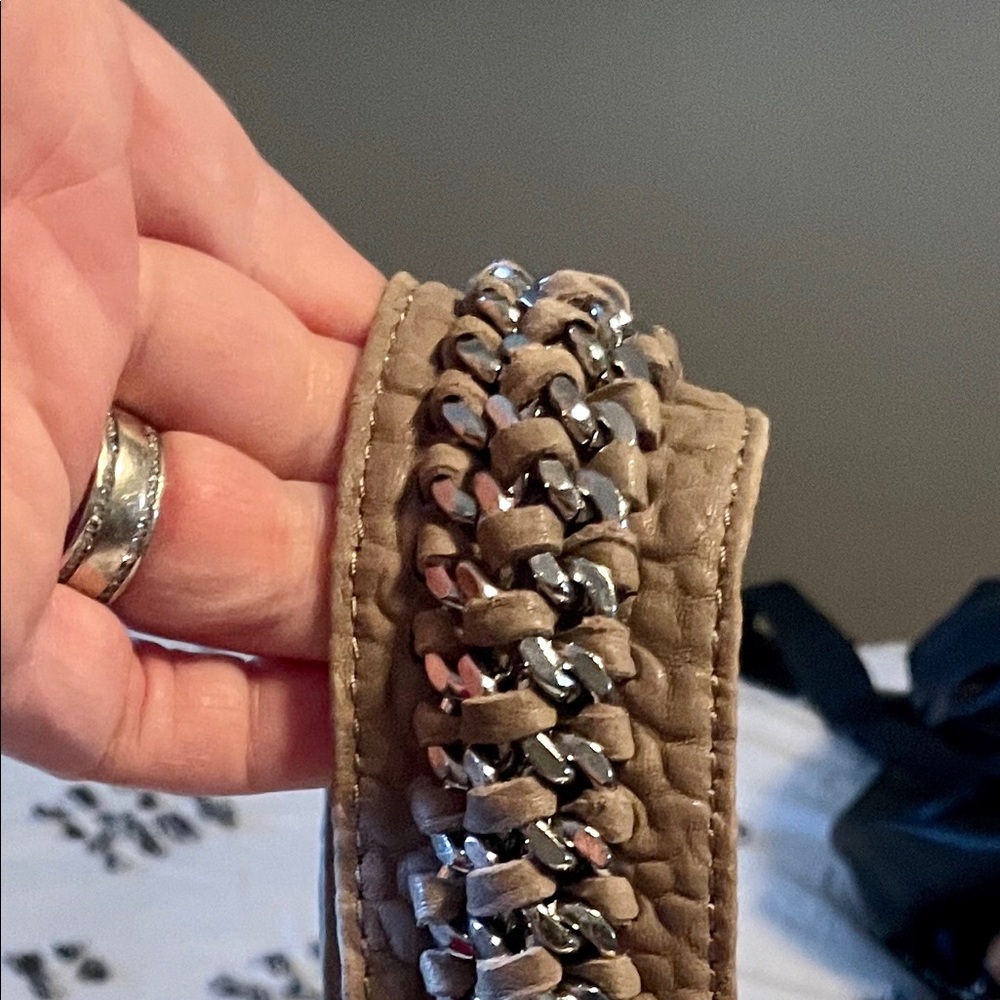 Taupe pebbled leather large hobo - Picture 2 of 4